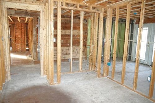 325 Ctr St, West Bridgewater MA 02379-1624 exterior