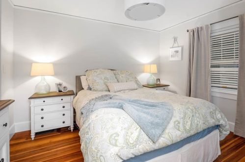 257 Hersey St, Hingham MA 02043-4605 exterior