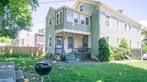 95 Chestnut St, New Bedford MA 02740-5254 exterior