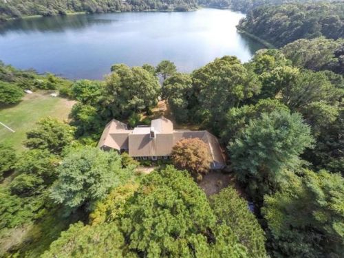 428 Old Comers Rd, Chatham MA  02633-1263 exterior