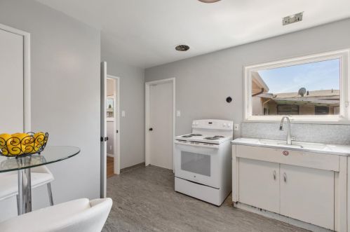 15319 Norton St, San Leandro CA  94579-2128 exterior