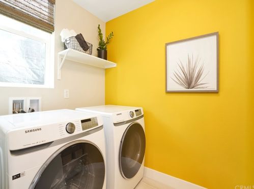 267 Magnolia Ave, Anaheim CA  92801-4939 exterior