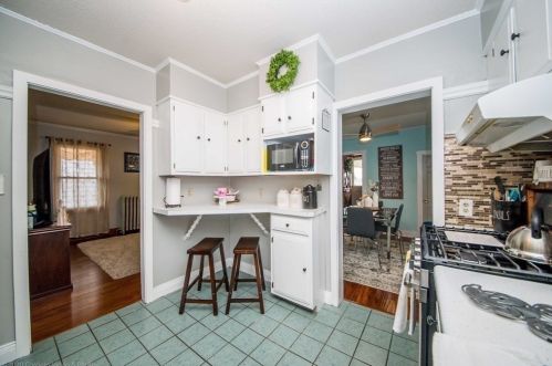 278 Palmer St, New Bedford MA 02740-2559 exterior