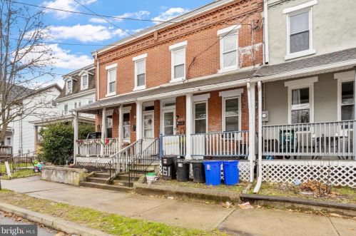 61 Hopkins St, West Deptford NJ  08096-2438 exterior