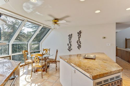 7602 Buckboard Dr, Park City UT 84098-5304 exterior