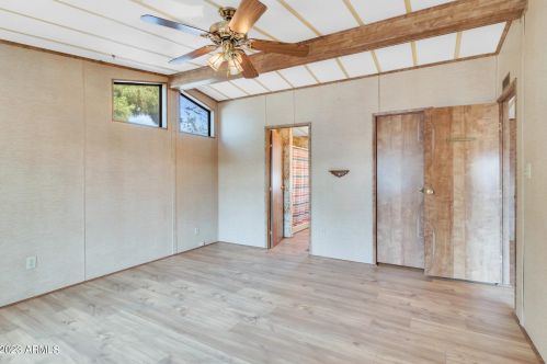 18438 2nd Pl, Phoenix AZ 85022-1011 exterior