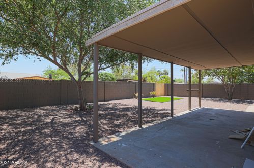 837 El Caminito Dr, Phoenix AZ 85051-9114 exterior