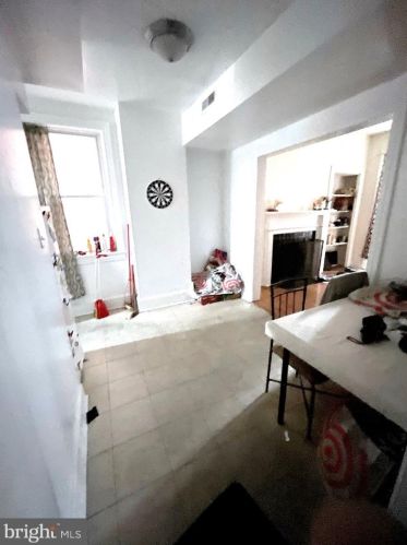 112 20 St, Philadelphia PA 19138-2902 exterior