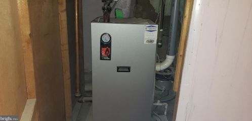 3833 6th St, Philadelphia PA  19140-3326 exterior