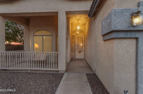 734 Beth Dr, Phoenix, AZ 85041-8327