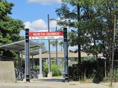 90 Quincy Shore Dr, Quincy MA 02171-2900 exterior