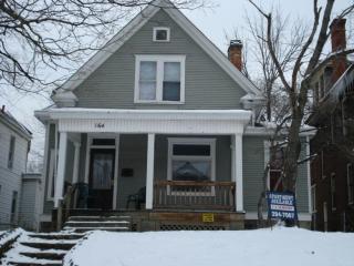 164 13th Ave, Columbus OH  43201-1810 exterior