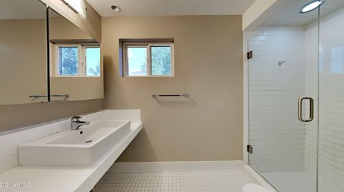 505 El Caminito Dr, Phoenix AZ 85051-4620 exterior