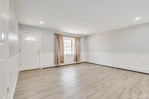 47 Arthur Ave, Carteret NJ  07008-2463 exterior