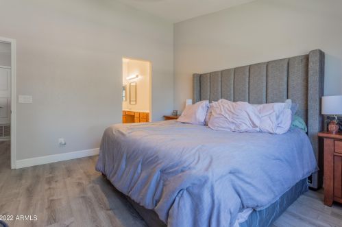 4246 Agave Rd, Phoenix AZ 85044-4646 exterior