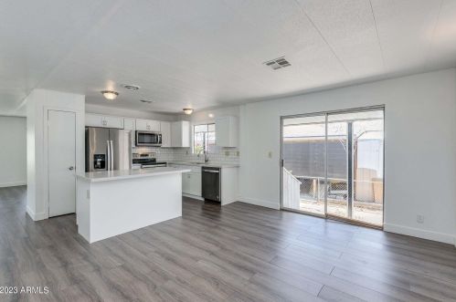 13014 19th Way, Phoenix AZ  85022-5017 exterior