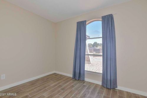 13608 41 Pl, Phoenix AZ 85042-7323 exterior