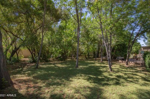 7838 4 Pl, Phoenix AZ 85020-4009 exterior