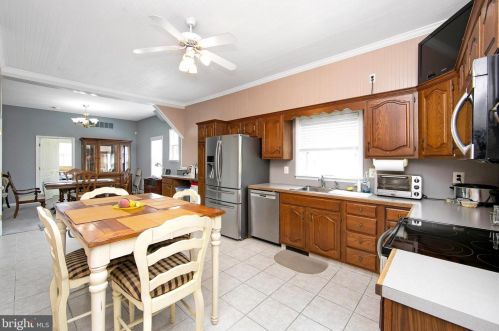 132 Main St, West Deptford NJ 08051-1046 exterior