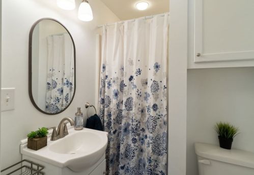 7 Spooner St, Plymouth MA 02360-4453 exterior