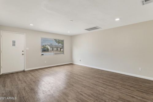 3501 Crocus Dr, Phoenix, AZ 85032-5346