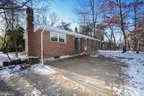 1722 3 St, West Deptford NJ 08063-1141 exterior