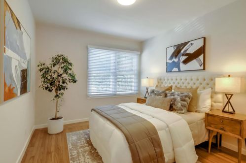 15057 Dewey St, San Leandro CA  94579-1605 exterior