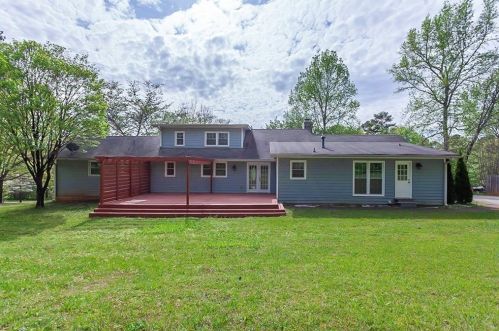 19 Hidden Lk Ct, Stockbridge GA 30281-1200 exterior