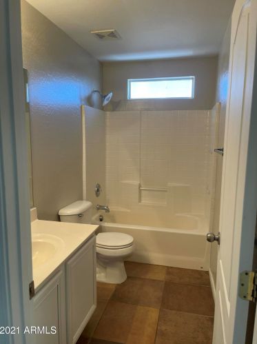 111 65 Dr, Phoenix AZ 85033-1604 exterior