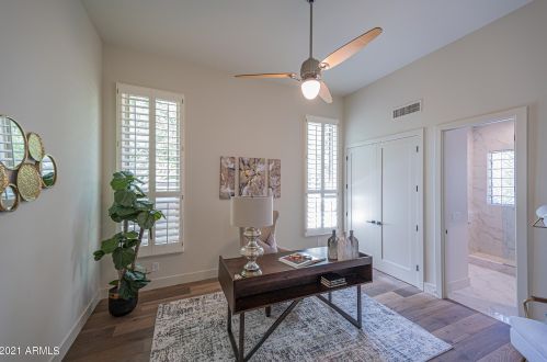 6417 30th Way, Phoenix AZ  85016-8927 exterior