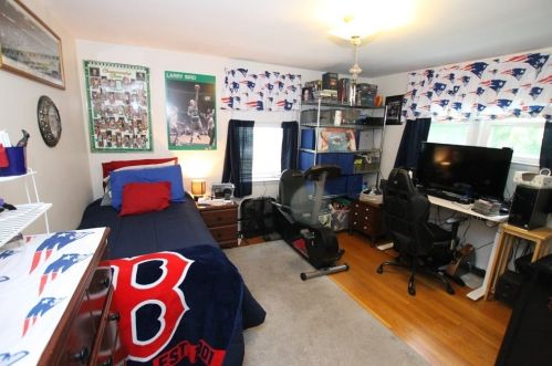 13 Jewett Ter, Worcester MA 01605-3129 exterior