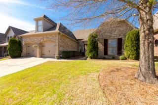 5249 Creekside Loop, Birmingham, AL 35244-3983