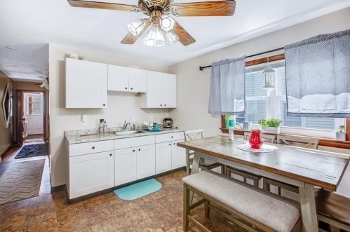 59 Pearl St, Everett MA 02149-1105 exterior