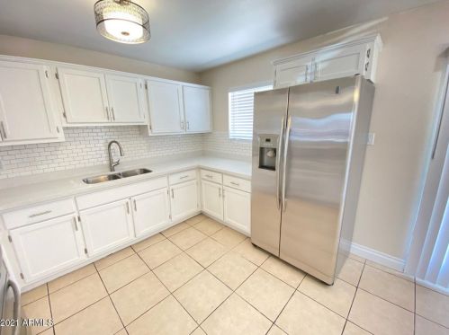 4208 Earll Dr, Phoenix AZ  85018-7220 exterior