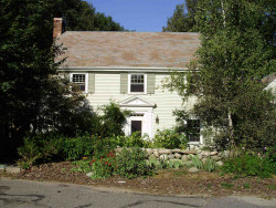52 Kingswood Rd, Newton, MA 02466-1013