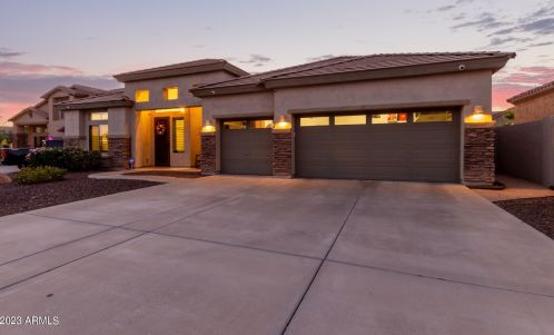 26518 51st Dr, Phoenix AZ  85083-1274 exterior