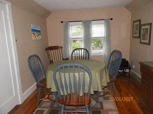 7 Fiske St, Worcester MA 01602-2961 exterior