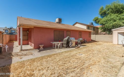 8914 Cambridge Ave, Phoenix AZ 85008-1215 exterior