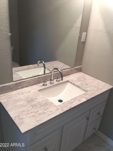 4602 38 Dr, Phoenix AZ 85053-2811 exterior