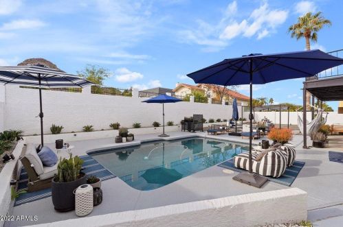 15026 19th Way, Phoenix AZ  85022-3905 exterior