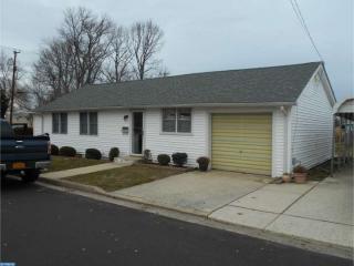 90 Enlow Pl, Pennsville, NJ 08070-2034