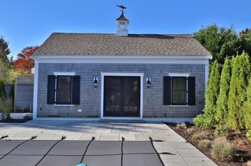 125 Seaview St, Chatham MA 02633-2330 exterior