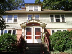 15 Noble St, Newton, MA 02465-1015