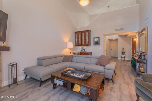 4246 Agave Rd, Phoenix AZ 85044-4646 exterior