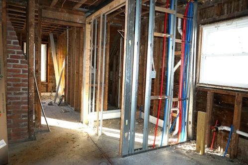 325 Ctr St, West Bridgewater MA 02379-1624 exterior