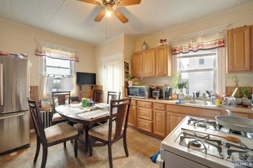 113 Hoyt St, Kearny NJ 07032-3367 exterior