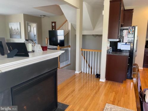 618 Sweetgum Ln, West Deptford NJ  08096-5565 exterior