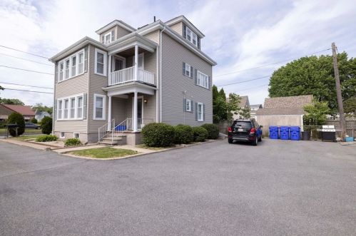 11 Waverly St, Taunton MA 02780-1420 exterior