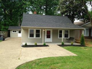 606 Washburn Ave, Louisville, KY 40222-4728