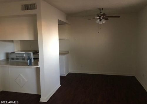 4255 67 Dr, Phoenix AZ 85033-8247 exterior